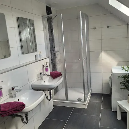 Apartmán Zum Duetetal Dg 2 *